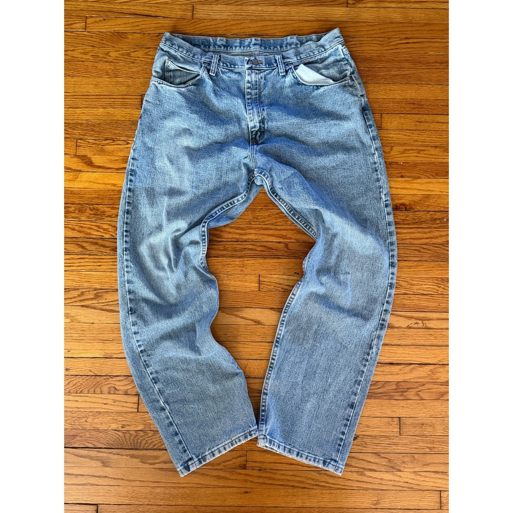 Vintage 1973 Wrangler Relaxed Fit Light-wash Jeans Size 36X32